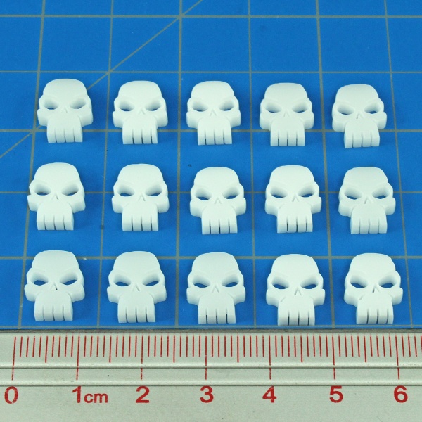 Mini Skull Tokens, White (15)